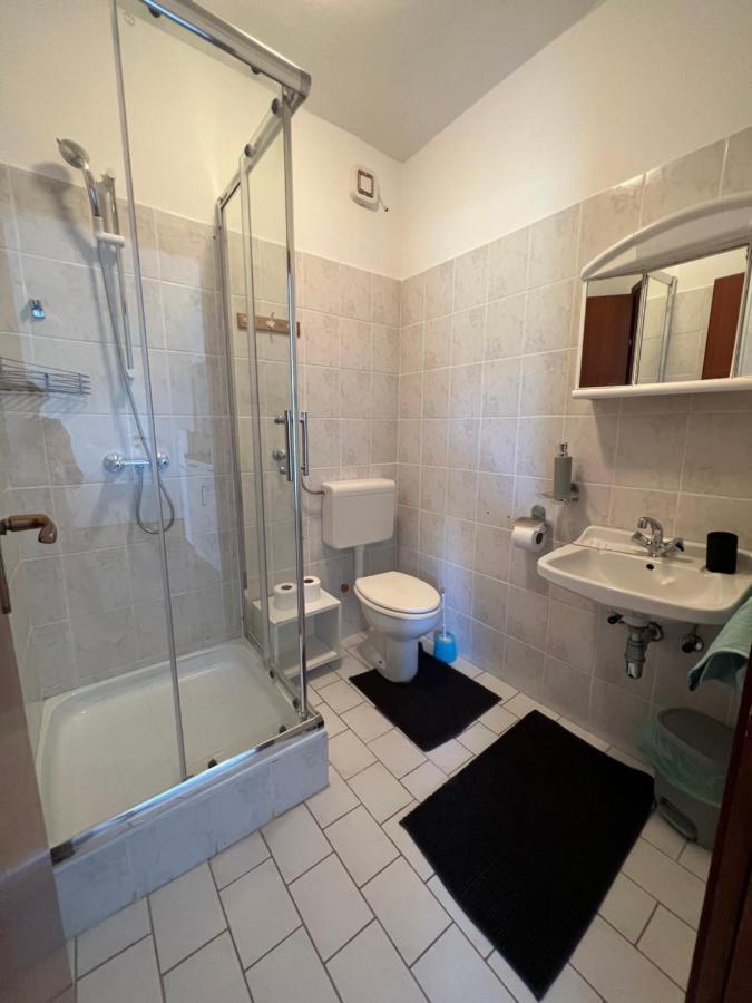 Apartments Antolkovic Ugljan Εξωτερικό φωτογραφία